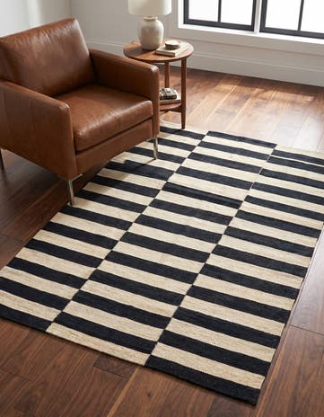 3' 4 x 4' 11 Hand Woven Kilim Modern Wool Rug