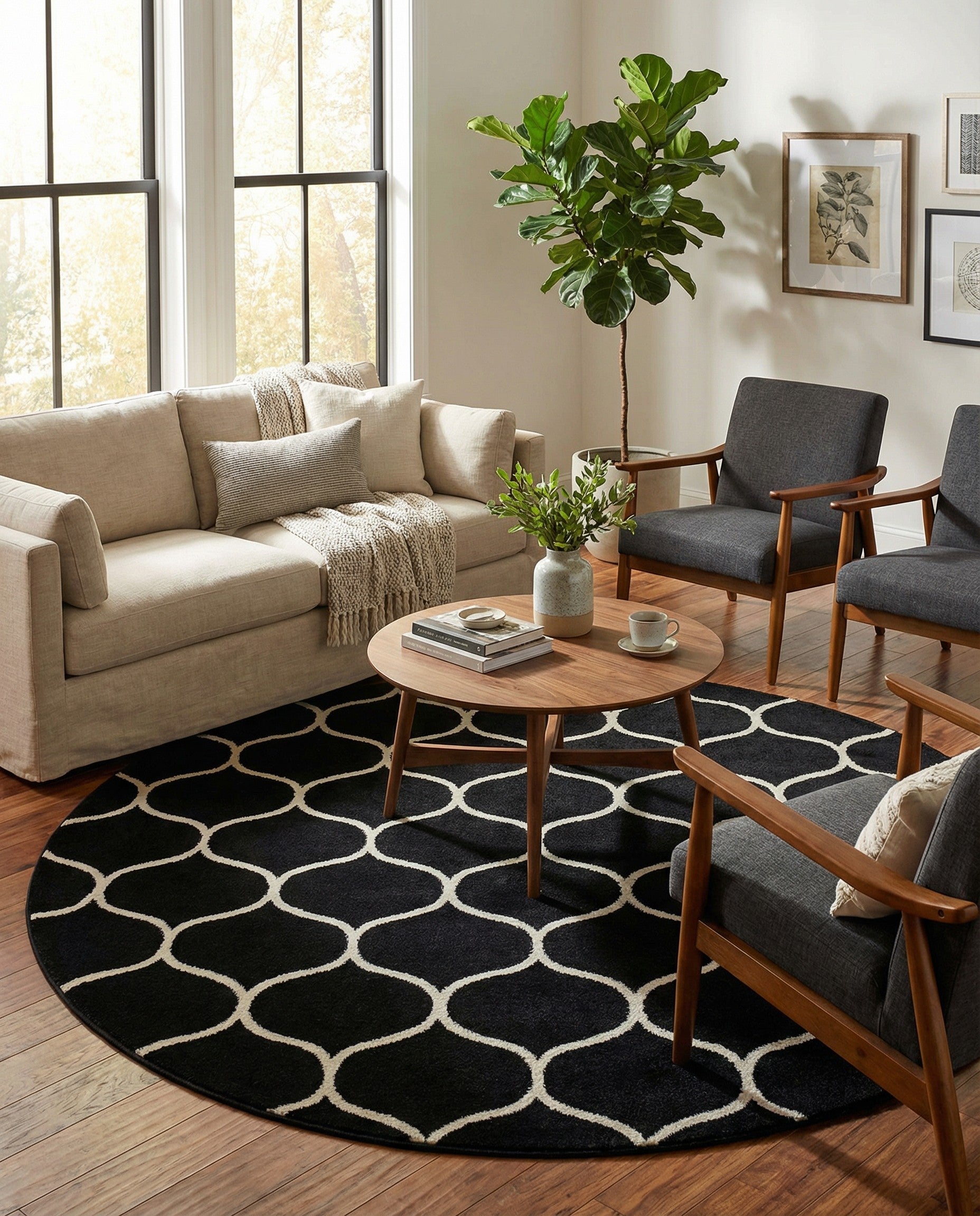 7' 10 x 7' 10 Trellis Frieze Round Rug