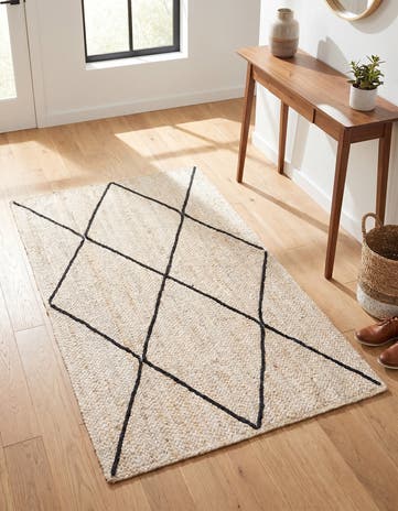 3' 3 x 5' 1 Handmade Braided Jute Rug