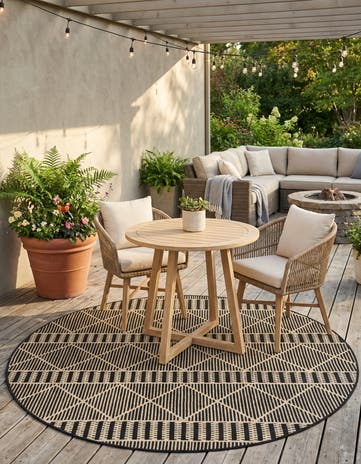 6' x 6' Easy-Clean Trellis Indoor / Outdoor Round Rug