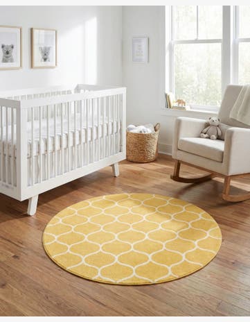 Yellow Lattice Frieze Round Rug