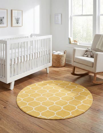 Yellow Lattice Frieze Round Rug
