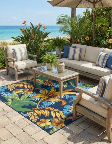 7' 10 x 7' 10 Easy-Clean Botanical Indoor / Outdoor Square Rug