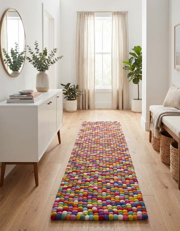 2' 7 x 9' 10 Felt Ball Wool Runner Rug