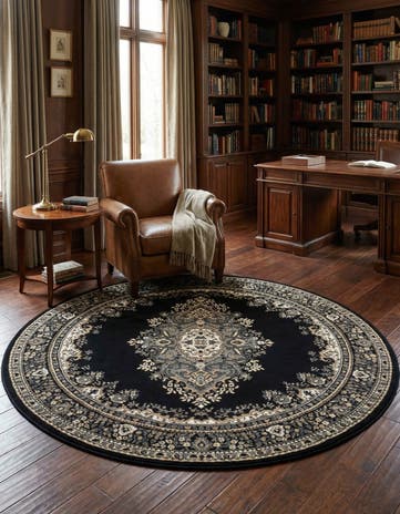 Black Amaya Round Rug