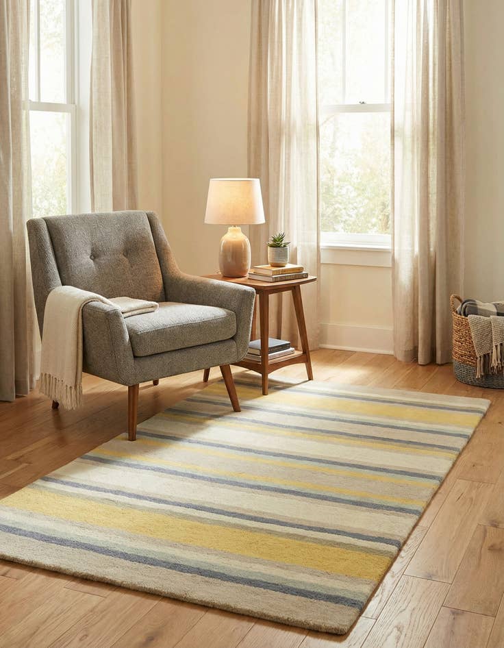 Detail image of 2' 8 x 4' 10 Luna Wool Rug