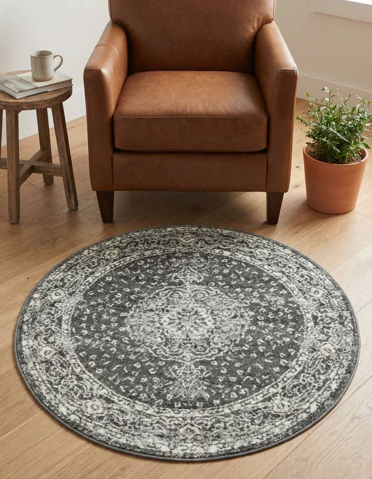 Detail image of 3' x 3' Bexley Round Rug