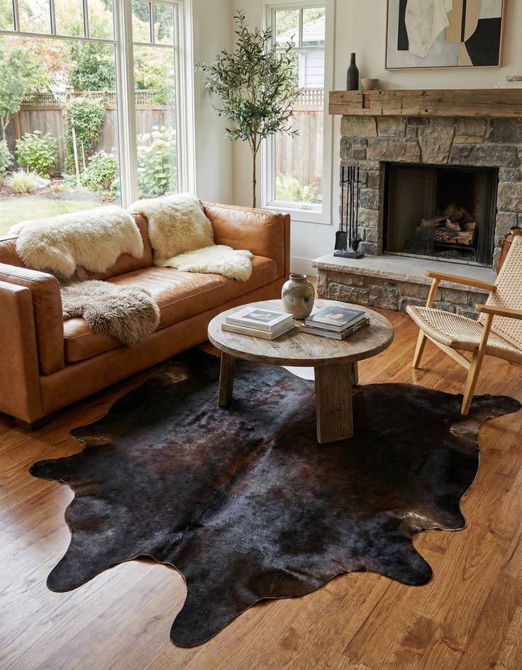 Detail image of 6' 9 x 7' 4 Cowhide Leather Rug