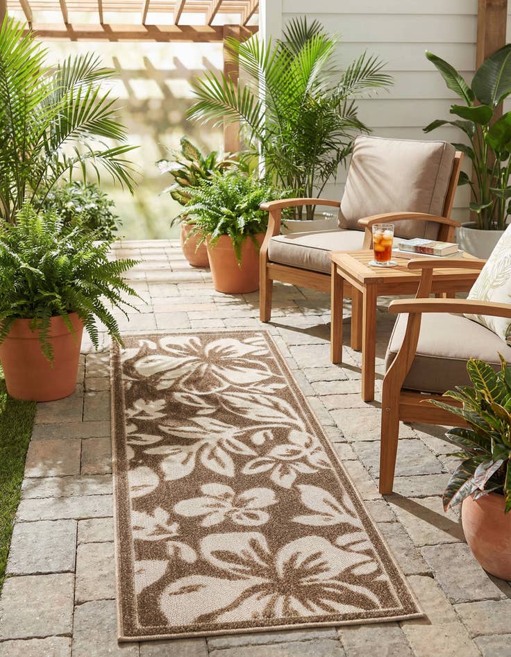 Detail image of 2' x 6' Washable Botanical Indoor / Outdoor Runner Rug