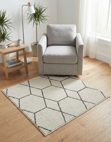 Ivory Lattice Frieze Square Rug