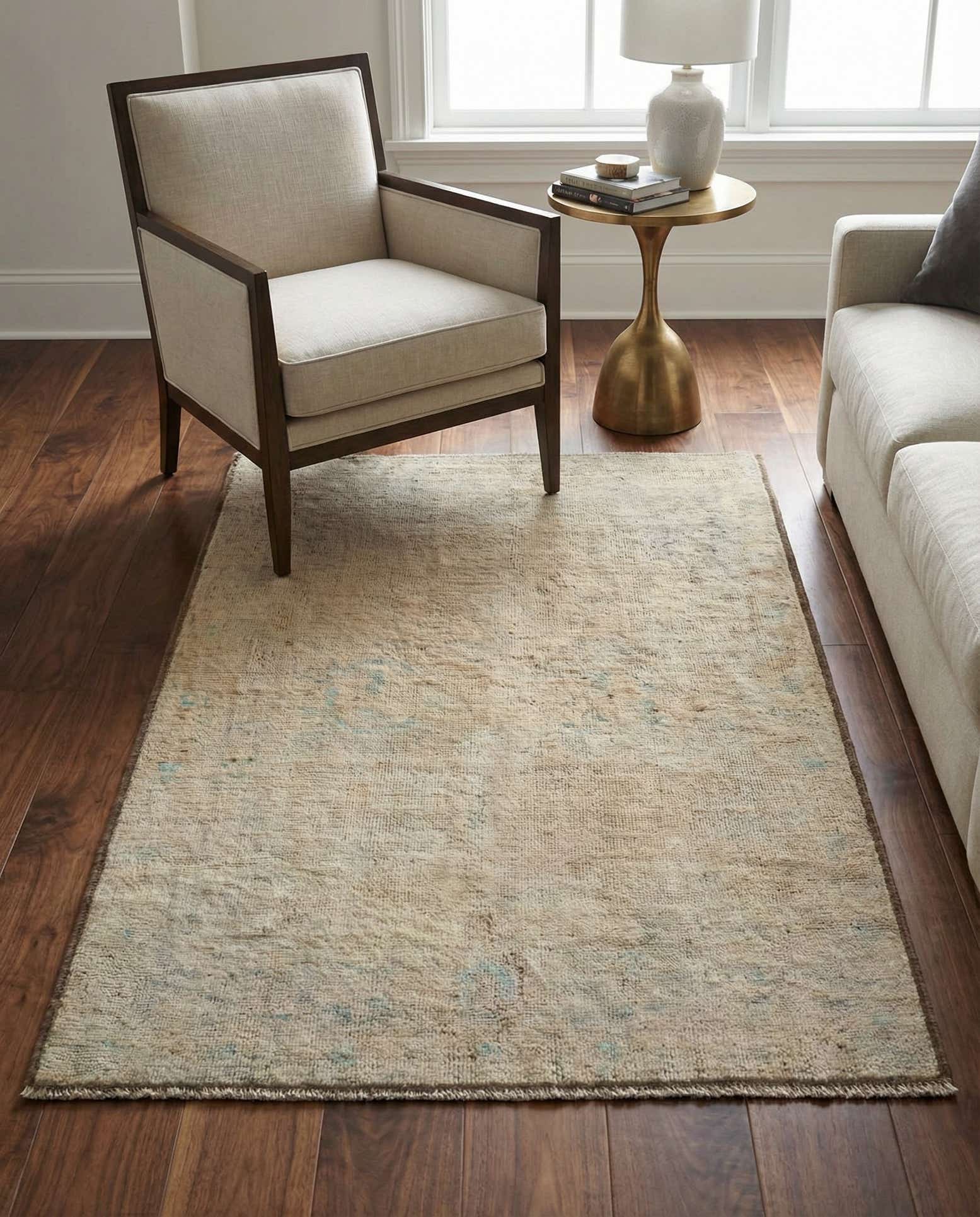4' x 6' 1 Hand Knotted Oushak Wool Rug