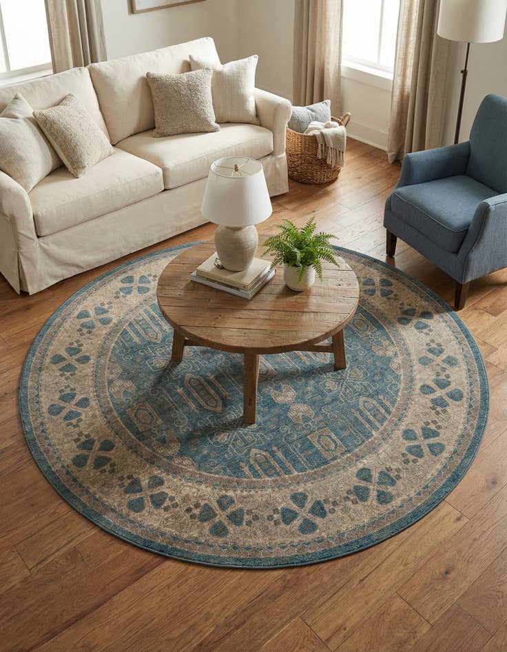 Detail image of 7' 3 x 7' 3 Viola Round Rug