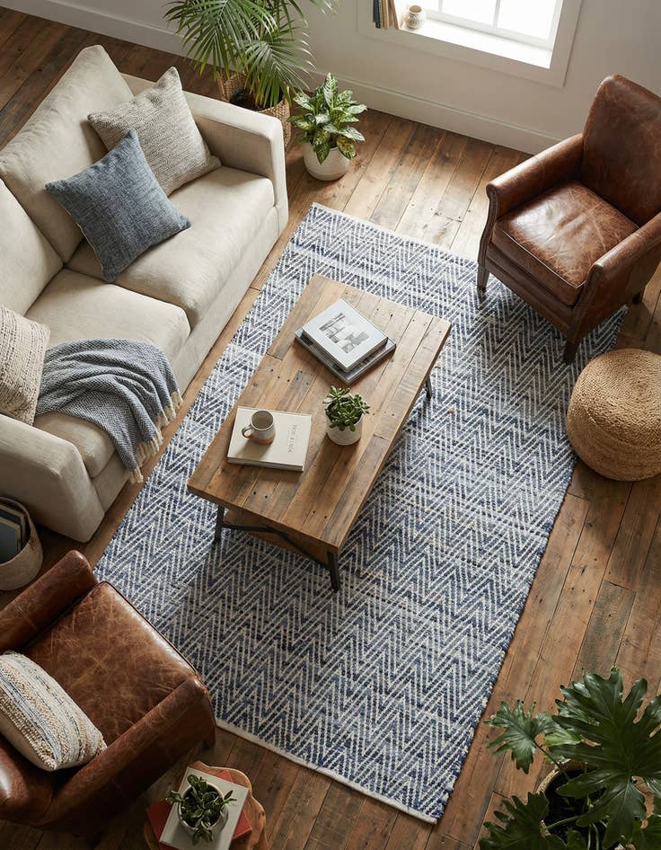 Detail image of  5' 1 x 8'  Hand Woven Chindi Chevron Rug