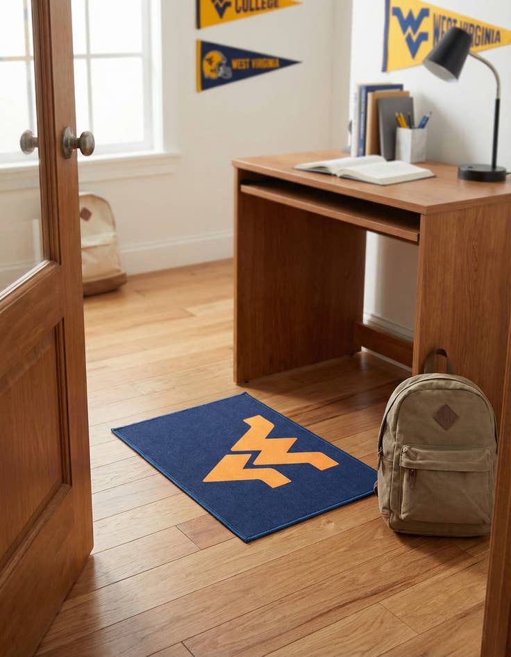 Detail image of 1' 7 x 2' 5 College Collection Rug