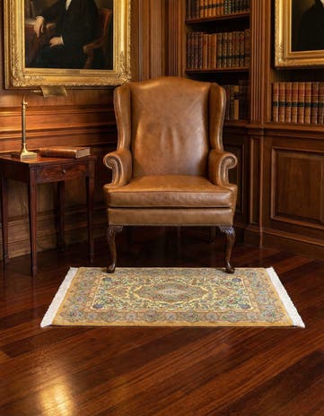 2' 7 x 3' 9 Ghom Silk Rug
