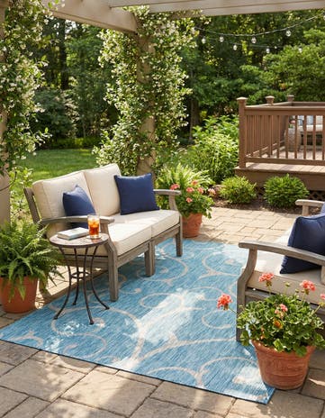 5' 3 x 8' Easy-Clean Botanical Indoor / Outdoor Rug