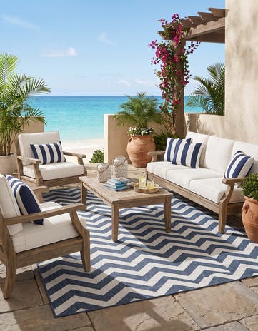 Navy Blue Easy-Clean Coastal Indoor / Outdoor Rug