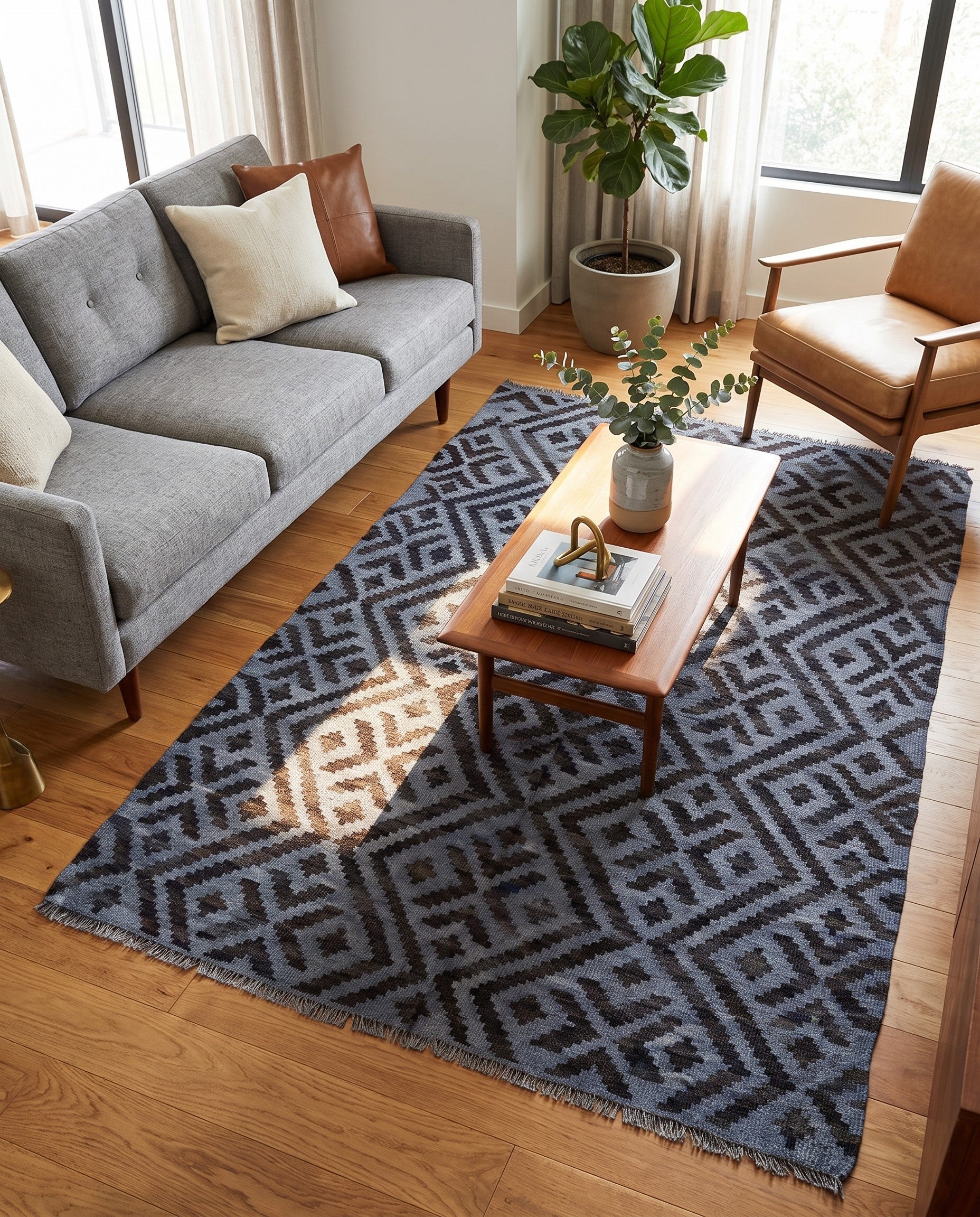 4' x 5' 10 Hand Woven Kilim Modern Wool Rug