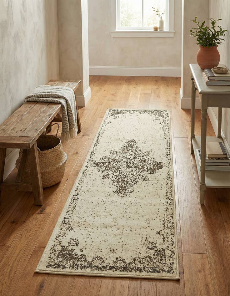 Detail image of 2' x 6' Mojave Runner Rug