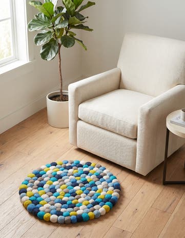 2' x 2' Felt Ball Wool Round Rug
