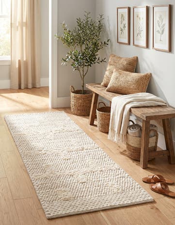 2' x 5' 1 Hand Woven Lana New Zealand Wool Runner Rug
