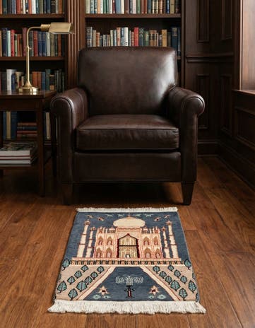 2' 1 x 3' 4 Hand Knotted Lahour Oriental Wool Rug