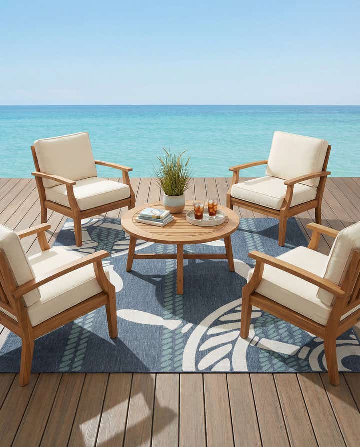 7' 10 x 7' 10 Easy-Clean Coastal Indoor / Outdoor Square Rug