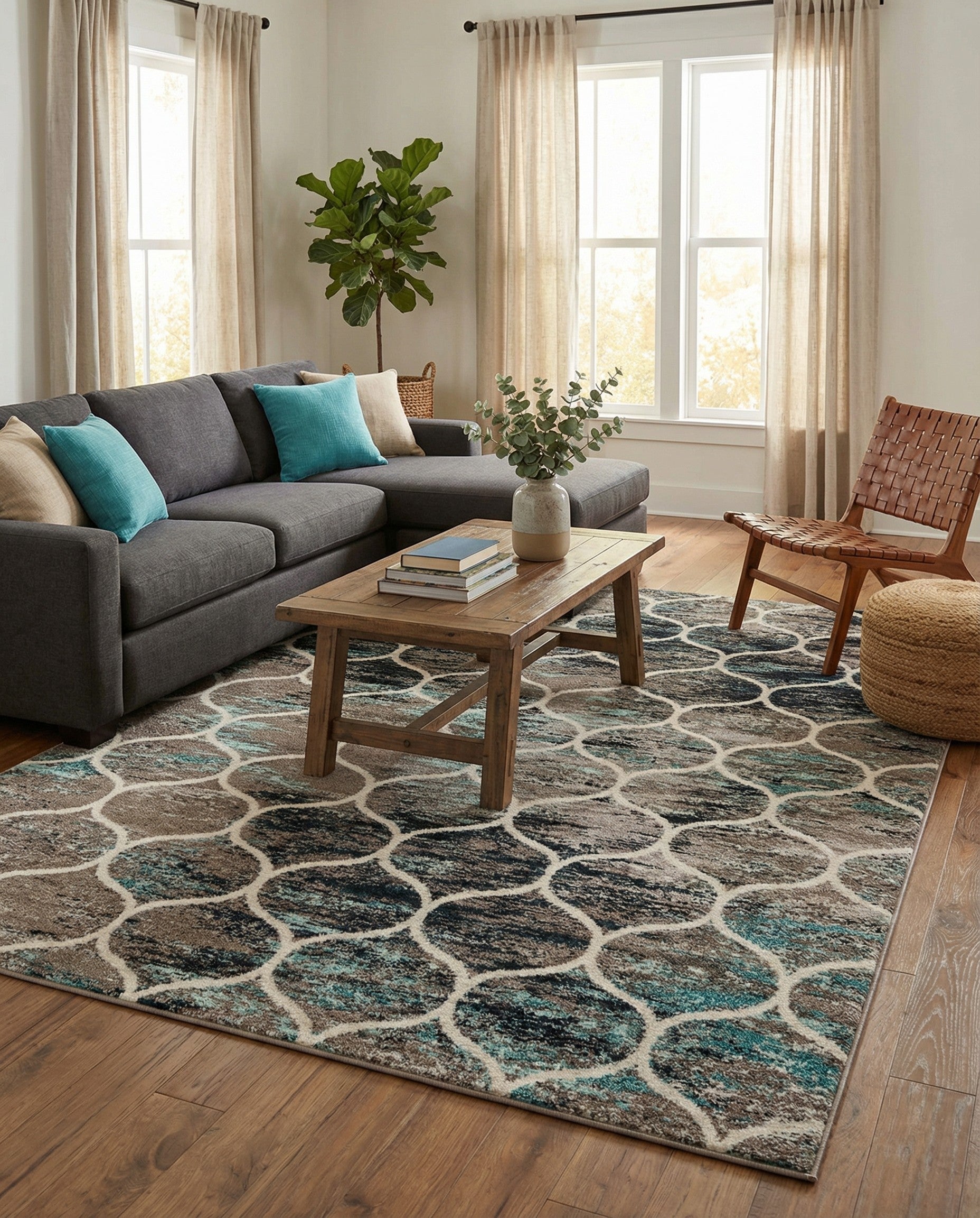 7' 10 x 10' Lattice Frieze Rug