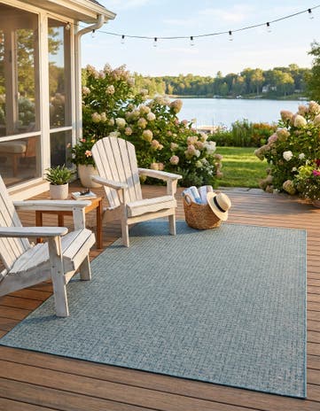 Aqua Easy-Clean Checkered Indoor / Outdoor Rug