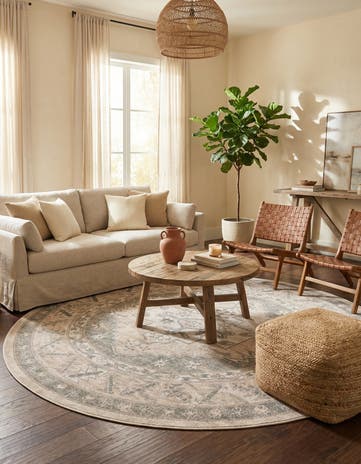 7' 10 x 7' 10 Whitney Round Rug