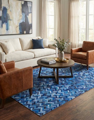 4' 10 x 7' 9 Cowhide Rug