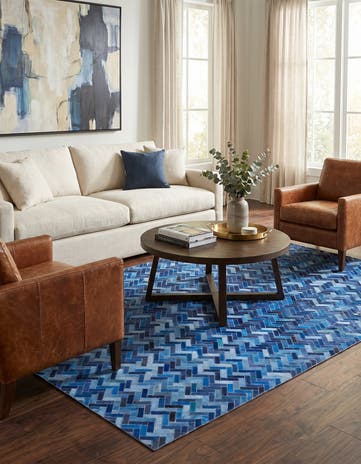 4' 10 x 7' 9 Cowhide Rug