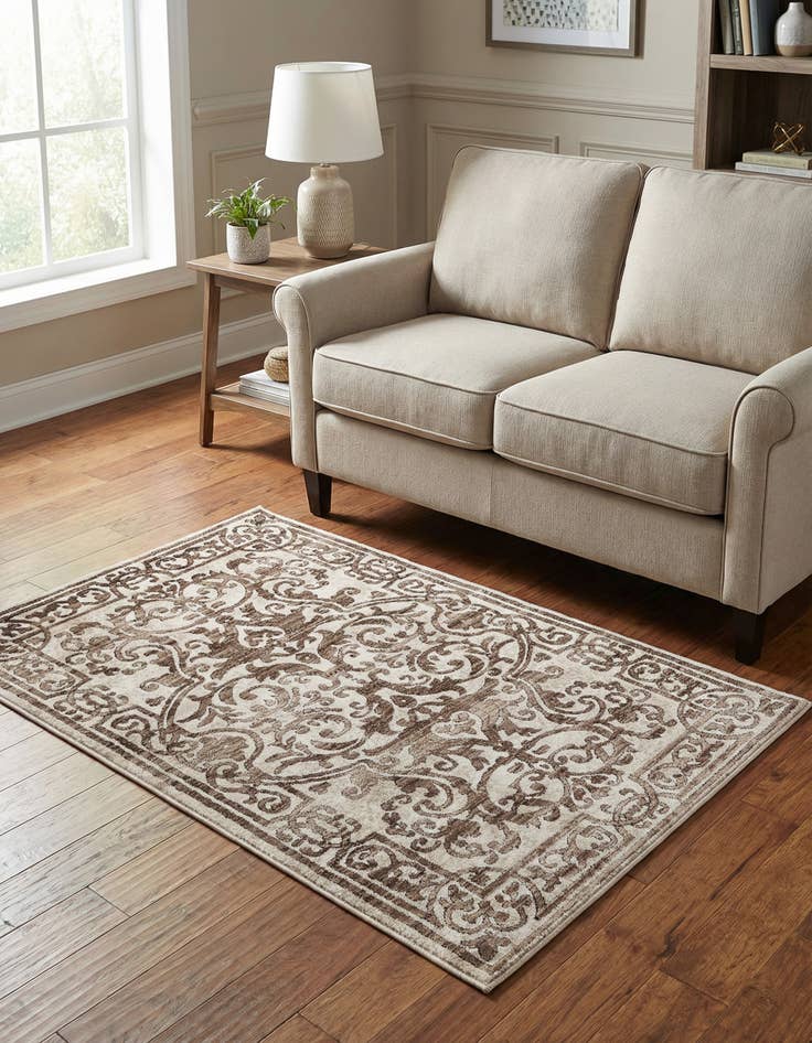 Detail image of 3' 3 x 5' 3 Hermitage Rug