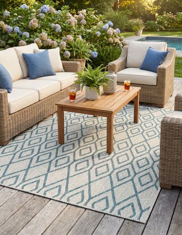 5' 3 x 8' Easy-Clean Jill Zarin Turks and Caicos Indoor / Outdoor Rug