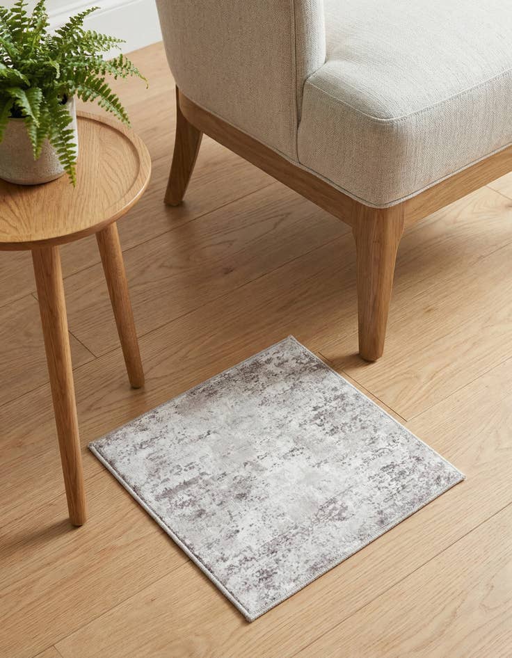 Detail image of 1' 4 x 1' 4 Aurora Sample Rug