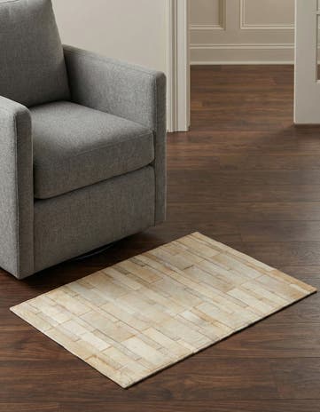 2' 2 x 3' Cowhide Rug