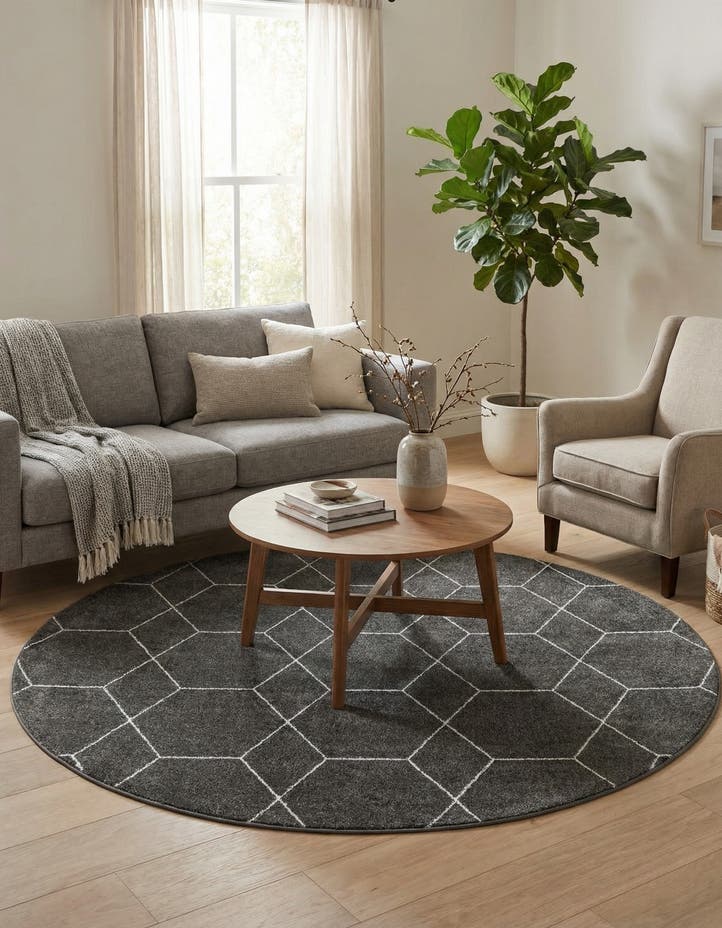 7' 10 x 7' 10 Lattice Frieze Round Rug