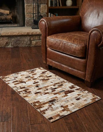 2' 1 x 3' Cowhide Leather Rug