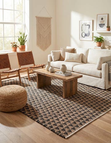 7' 1 x 10' Hand Woven Chindi Jute Rug