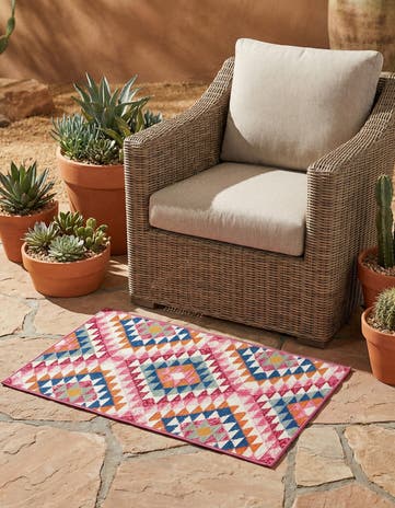 2' x 3' Easy-Clean Southwestern Indoor / Outdoor Rug