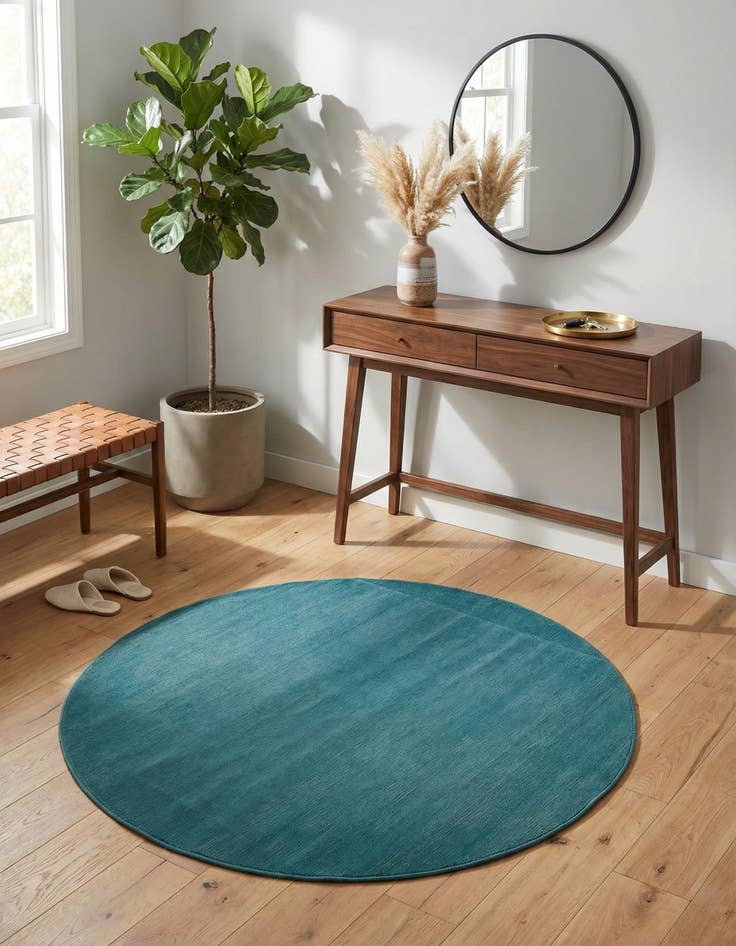 Detail image of 5' x 5' SoHo Round Rug