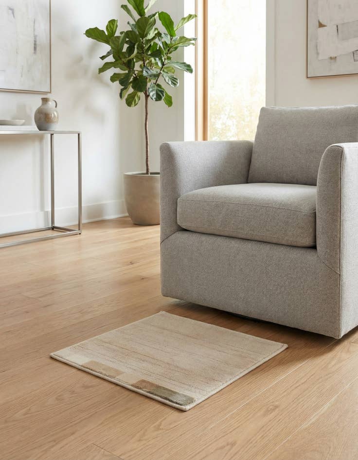 Detail image of Jill Zarin 1' 8 x 1' 8 Uptown Madison Avenue Sample Rug