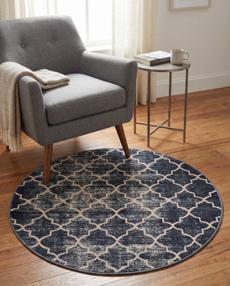 Detail image of Jill Zarin 3' 3 x 3' 3 Uptown Lincoln Center Round Rug
