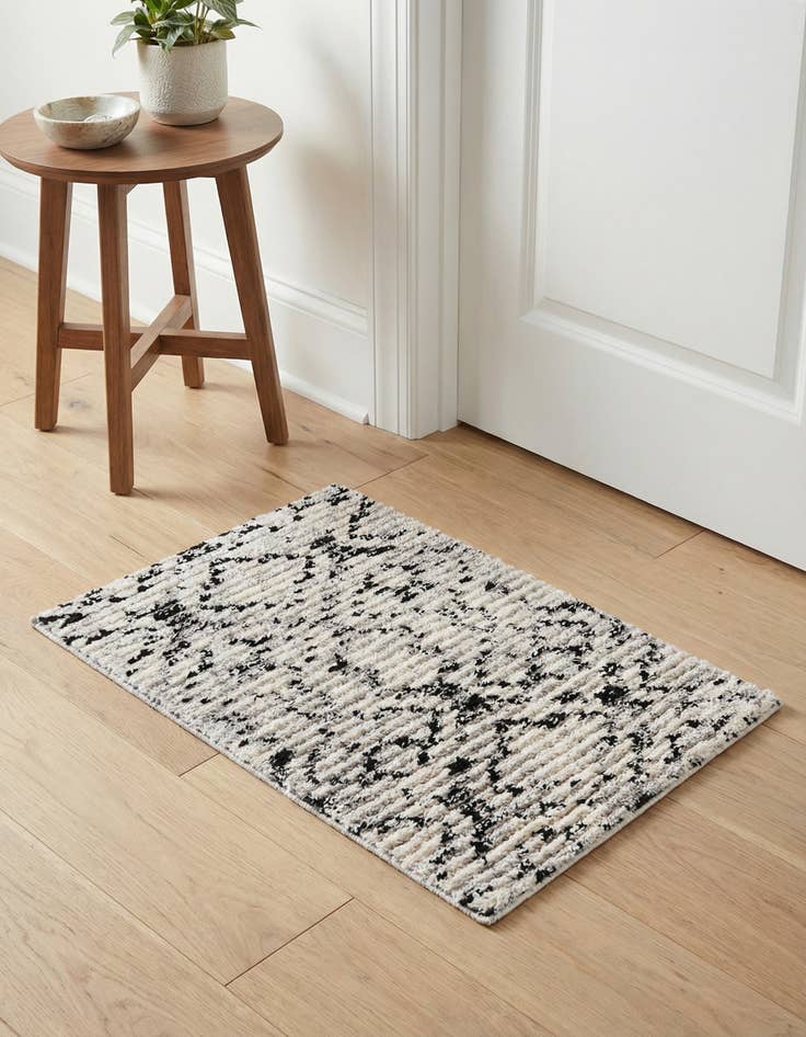 Detail image of 2' x 3' Tucson Rug