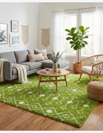 7' 10 x 7' 10 Moroccan Trellis Shag Square Rug