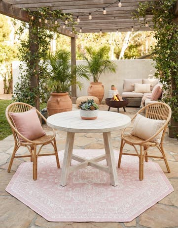 Pink Easy-Clean Aztec Indoor / Outdoor Octagon Rug