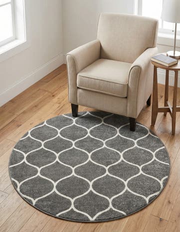 3' x 3' Lattice Frieze Round Rug