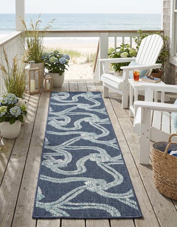 2' x 8' Easy-Clean Coastal Indoor / Outdoor Runner Rug