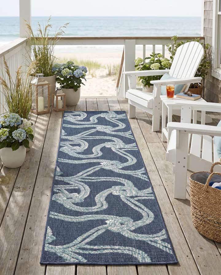 2' x 8' Easy-Clean Coastal Indoor / Outdoor Runner Rug