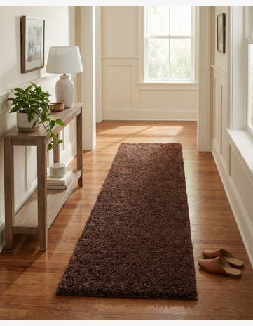 2' 7 x 12' Solid Shag Runner Rug